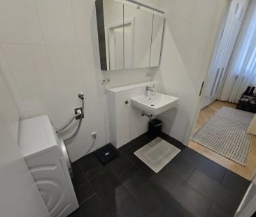 Stilvolle 2 Zimmer Altbauwohnung in Hofruhelage | Fischgrätparkett ... - Photo 5