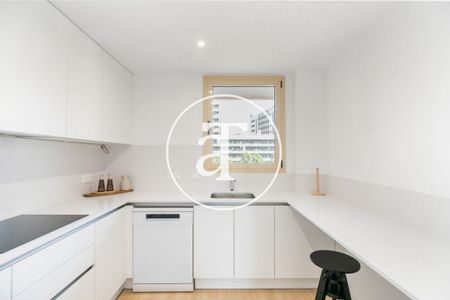 Apartment for rent with 2 bedrooms, studio and balcony in Badalona - Photo 3