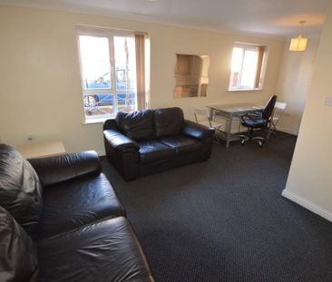 2 Bed Flat, Stretford Road, M15 - Photo 6