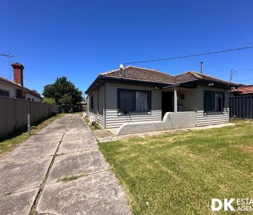 Located in The Heart of Ardeer - Photo 4