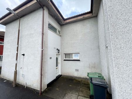 4 bedroom terraced house to rent - Photo 5