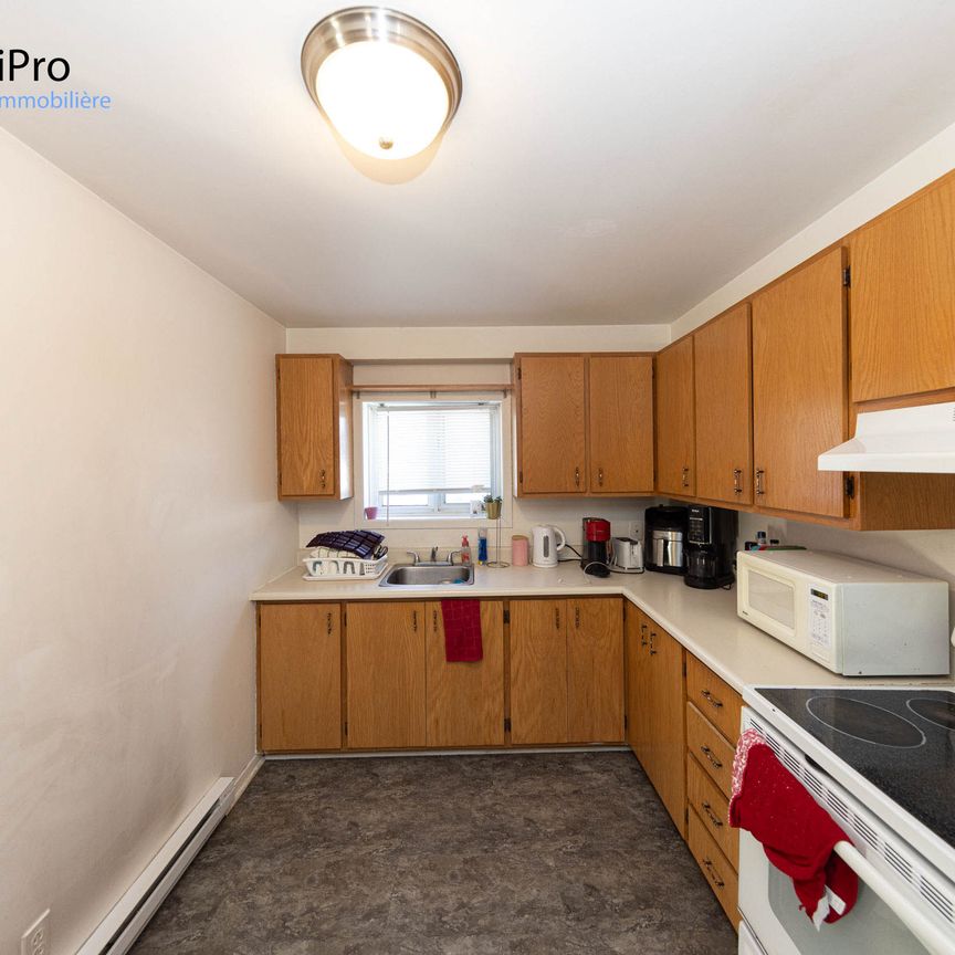 1605 Niverville - Photo 1