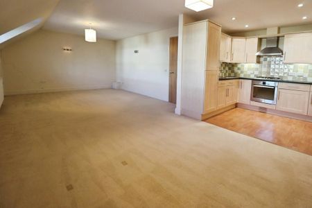 3 bedroom apartment to rent - Photo 3