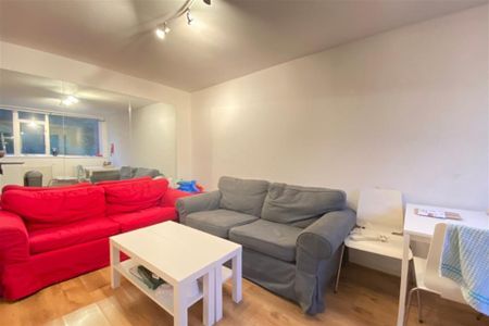 6 bedroom terraced house to rent - Photo 2