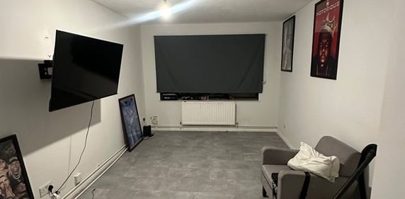 Room in a Shared Flat, Croydon Road, SE20 - Photo 2