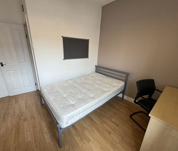 Carnot Street, Leeman Road - P10722 - Photo 3