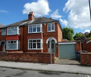 3 bedroom semi-detached house to rent - Photo 2