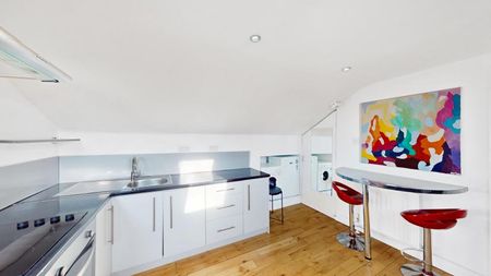 Studio Apartment, 1 bath, 1 reception Apartment - Photo 3