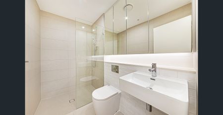 Brand New Three Bedroom Courtyard Apartment - Photo 5