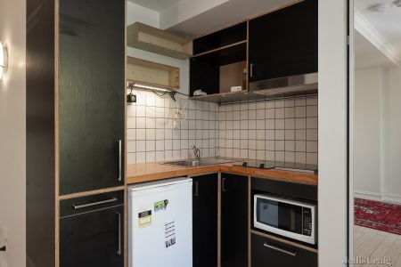205/70 Queensberry Street, Carlton - Photo 4
