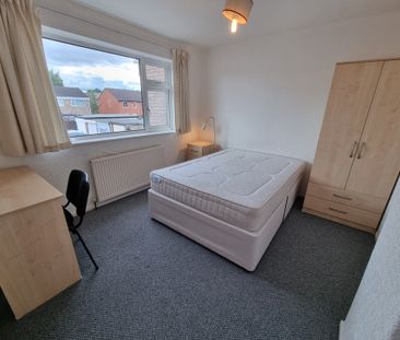 4 Bed Student Accommodation - Photo 5