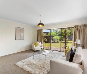 Peaceful newly renovated brick cedar modern ... - Photo 6