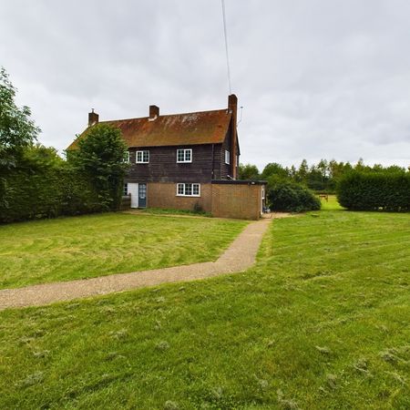 3 bed semi-detached house to rent in Stockings Cottage, Fryers Farm Lane, Lane End, HP14 3NP - Photo 3