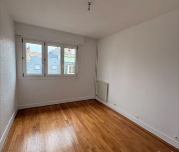 Location Appartement 4 pièces 76m² - Photo 3