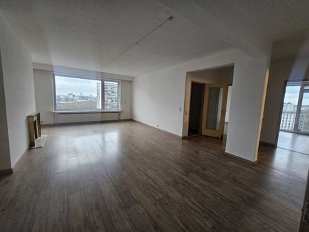 Ruim 2-SLK Appartement met Prachtig Uitzicht in Berchem - Photo 5