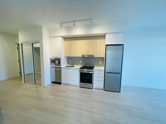 For Lease - 5105 Hurontario Street Unit# 602, Mississauga, Ontario - Photo 1