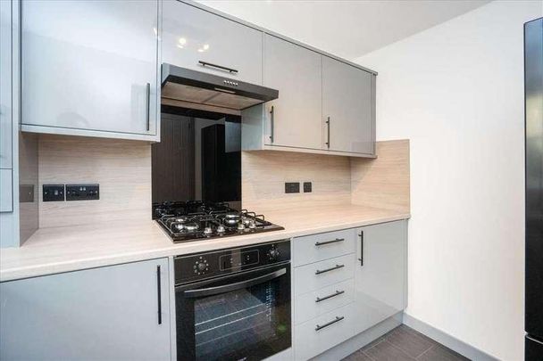 Chapel Street, FK10 - Photo 1
