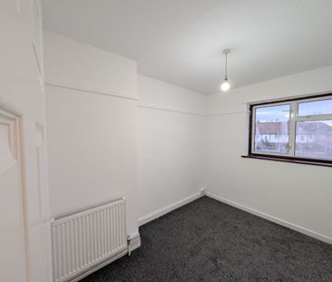 3 Bed Terraced House, Normans Mead, NW10 - Photo 5