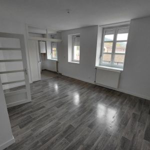 Location Appartement à LA COTE ST ANDRE - Photo 4