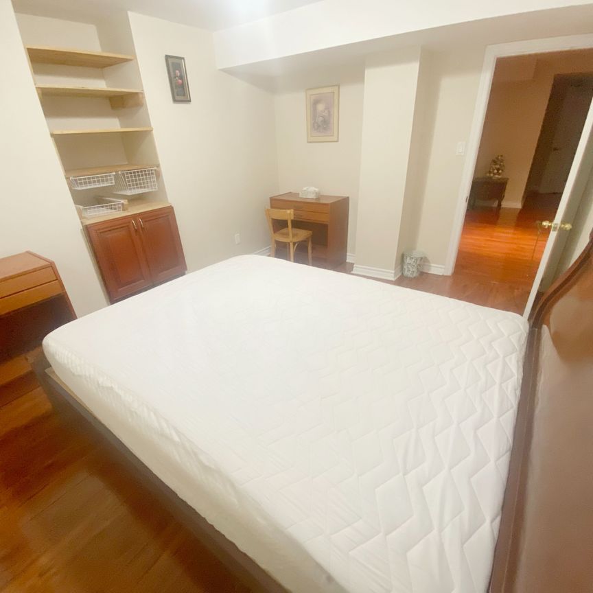 For Lease - 347 Fern Avenue Unit# Bsmt Room, Richmond Hill, Ontario - Photo 1