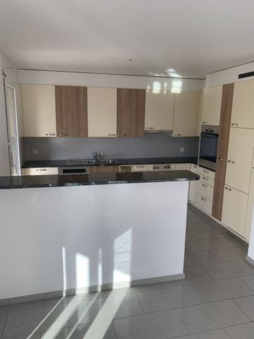 Helle 4.5 Zimmerwohnung zu vermieten - Photo 3