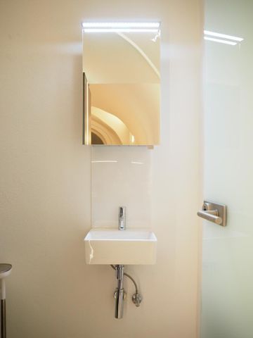 Wohnatelier in Ottensheim Zentrum, direkt an der Donaupromenade! 82 m² WNFL, Küche inkl. Geräte möbliert! Inkl. Terrasse vorm Haus! - Foto 4