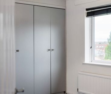 3 bed flat to rent in Moss Meadow Road, Salford, M6 8 - Photo 5