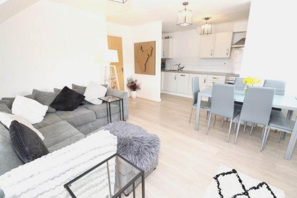 2 bedroom apartment to rent - Photo 1