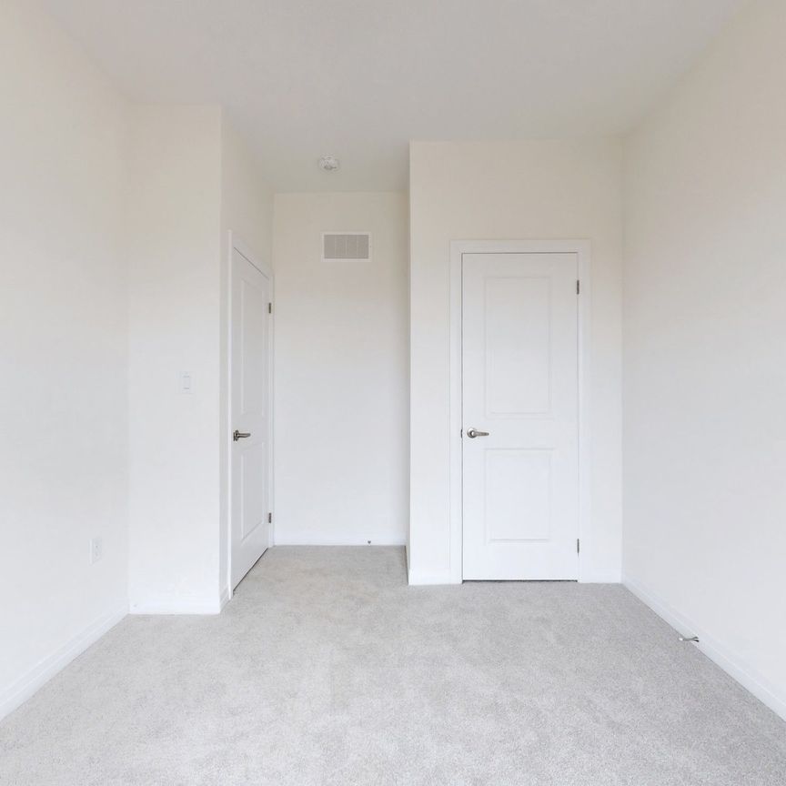 For Lease - 69 Millman Lane, Richmond Hill, Ontario - Photo 1