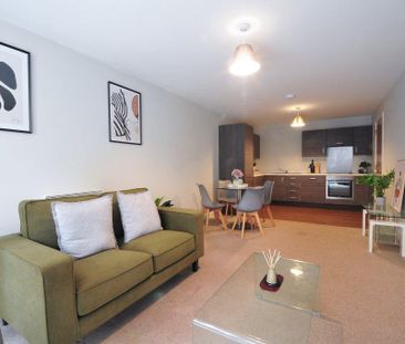 3 bedroom apartment to rent - Photo 3
