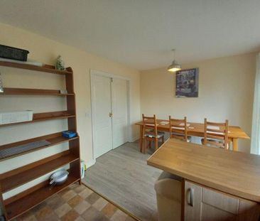 3 bedroom semi-detached house to rent - Photo 4