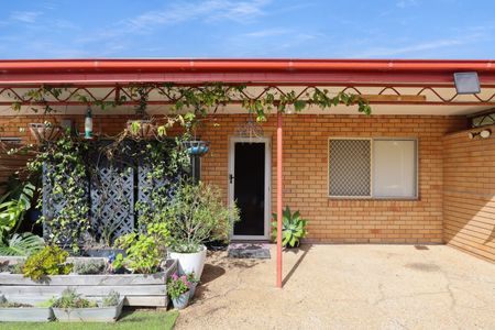 Walk to all Amenities! - Photo 4