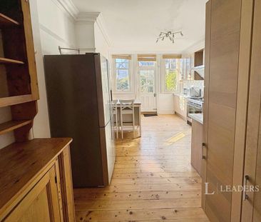 4 bedroom house to rent - Photo 2