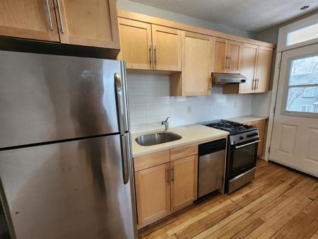 C - 344 Somerset Street E - Photo 5