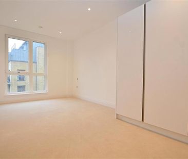 3 bedroom apartment to rent - Photo 2