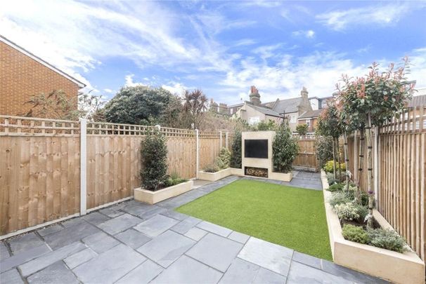 4 Bed Semi-Detached House, John Silkin Lane, SE8 - Photo 1