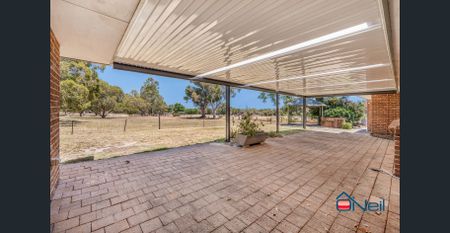 BYFORD - 4X2 - BEAUTIFUL, SPACIOUS HOME WITH BIG BACKYARD! - Photo 3