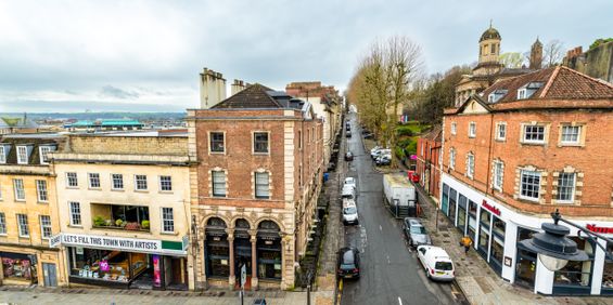 Park Street Room 2 - Photo 3