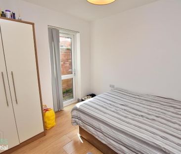 Apt 3, 104 Eglantine Avenue, Belfast, BT9 6EU - Photo 6