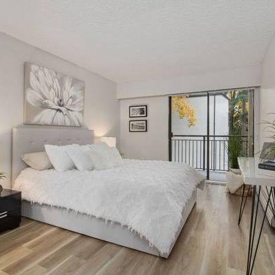 Large 2 bedroom + Flex Space suites available next to Capilano Univers - Photo 4