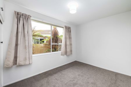 Three bedroom home, North New Brighton - Photo 4