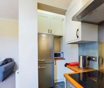 1 bedroom flat to rent - Photo 6