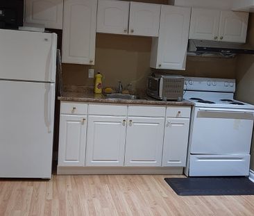 For Lease - 215 Shadow Place, Pickering, Ontario - Photo 4