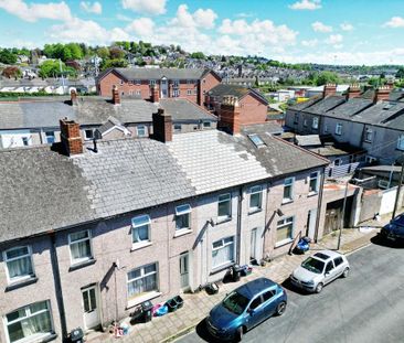 2 bedroom terraced house to rent - Photo 4