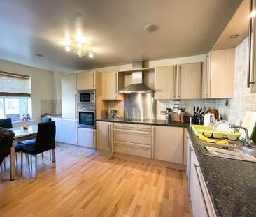 2 bedroom apartment to rent - Photo 5