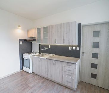 Pronájem bytu 1+1 40 m², Ledenická 654, České Budějovice - Photo 2