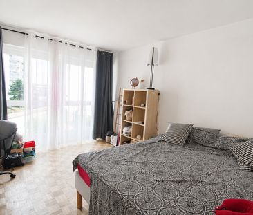 Location Appartement 1 pièce 31m² - Photo 2