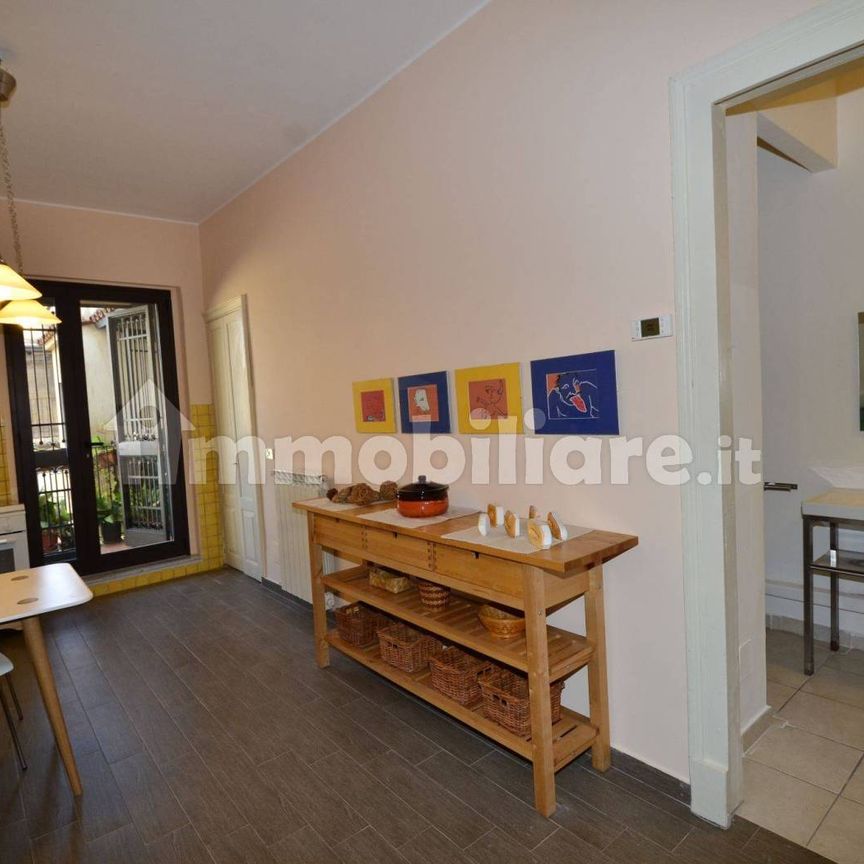 Bilocale via Vittorio Emanuele II 108, Centro Storico, Catania - Photo 1
