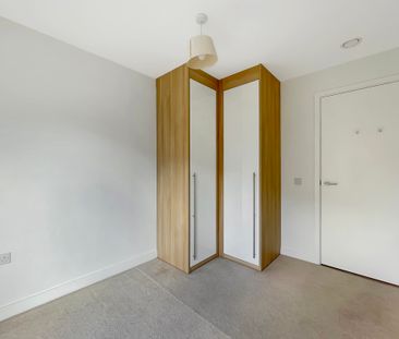 A well maintained, two bedroom apartment located on the ground floo... - Photo 5