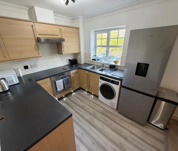 2 bedroom flat to rent - Photo 6